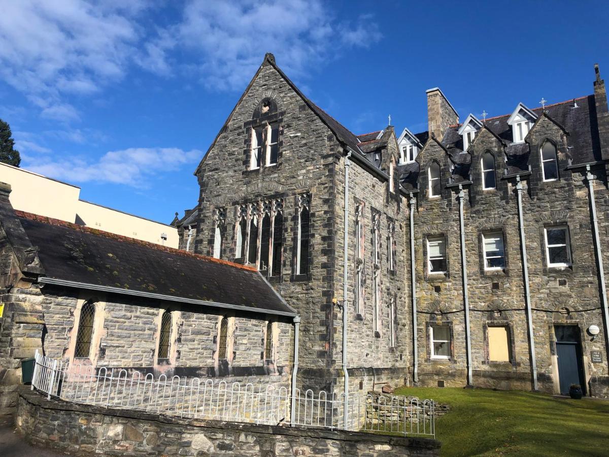 Loch Ness Moat House Apartments Fort Augustus Exterior foto